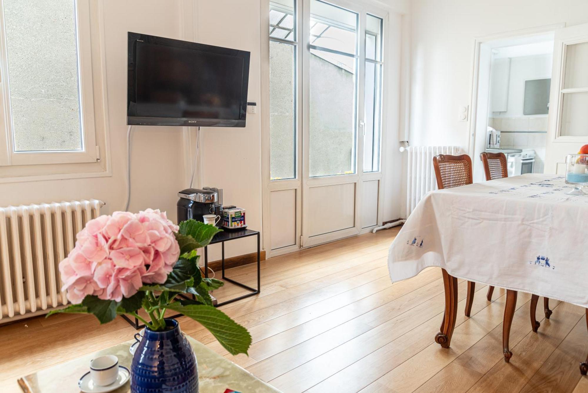 5 Min Chateau Charmante Maison Et Son Jardin Prive Versailles Exterior photo