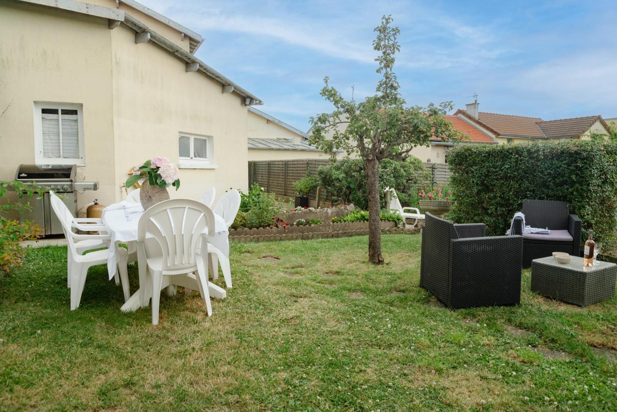 5 Min Chateau Charmante Maison Et Son Jardin Prive Versailles Exterior photo